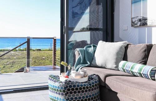 Wooli House | Pacific Dawn on The Beach