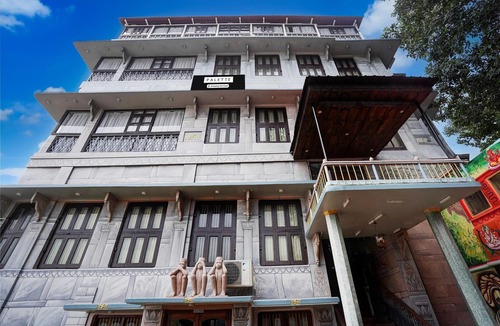 Varanasi House | Palette Heritage Scindia Ghat