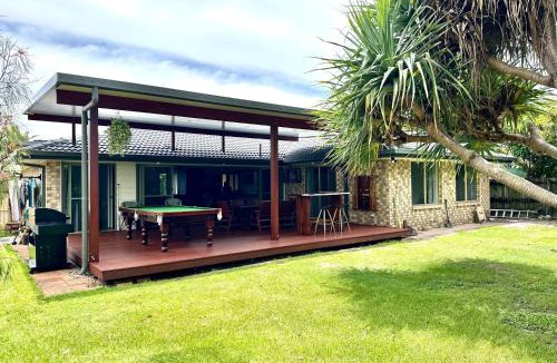 Bogangar House | Pandanus Paradise. Newly renovated 4 bedroom home