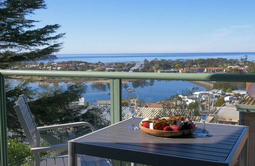 Merimbula Apartment | Panoramic Townhouses by Lisa (Deluxe Back Unit)