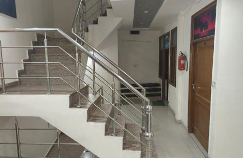 Sector 45 Hotel | Paras Hotel