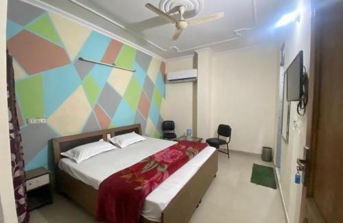 Sector 45 Hotel | Paras Hotel
