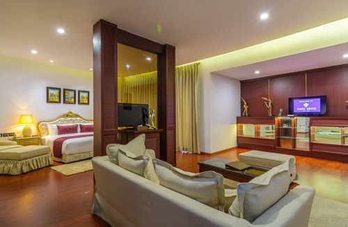 Arpora Hotel | Park Regis Goa