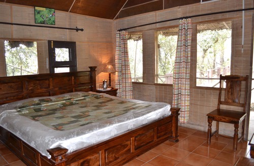 Kandaghat Hotel | Park Woods Shoghi