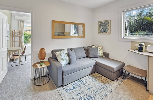North Sydney Apartment | Parkside 1 bedroom home, Whisper quiet