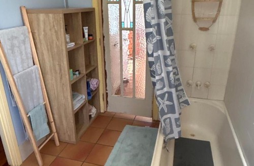 Patchs Beach Apartment | Patchs Beach Shack