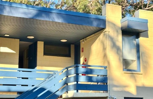 Kew Hotel | Pathfinder Motel