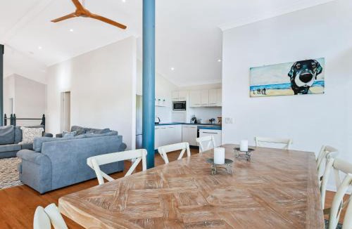 Elizabeth Beach House | Paws and Relax