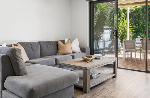 Yamba Villa | Paws ON Pippi - Your Pet-Friendly Holiday Escape - Holiday Yamba