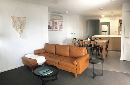 Manly Apartment | Peaceful apartment, steps away from the Manly hub