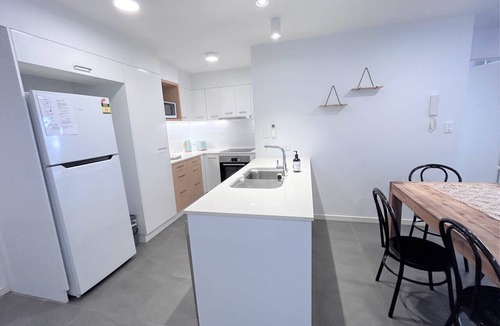 Manly Apartment | Peaceful apartment, steps away from the Manly hub