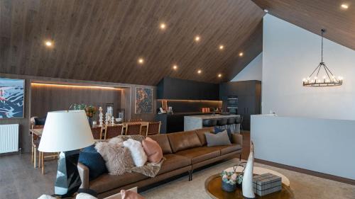 Hotham Heights Ski Chalet | Peak Chalet