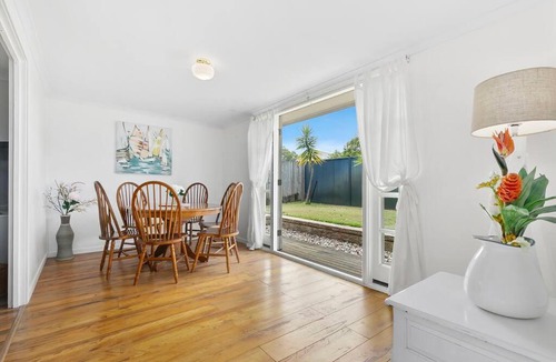 Beachmere House | Pebble Cottage