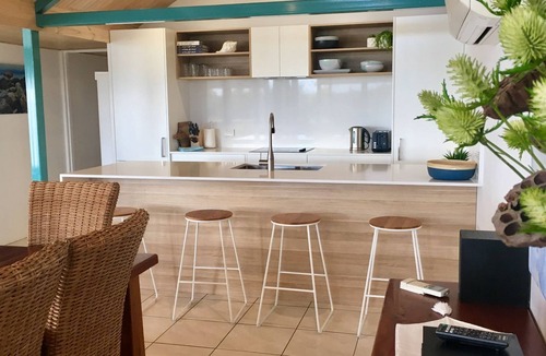 Currarong House | Peninsula - Absolute Waterfront, Currarong