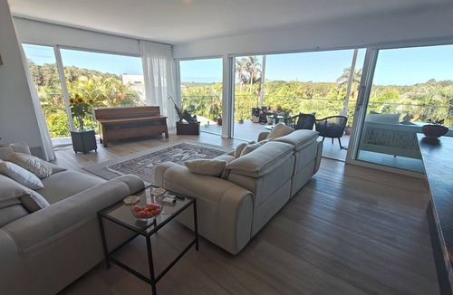 Suffolk Park House | Penthouse in Paradise