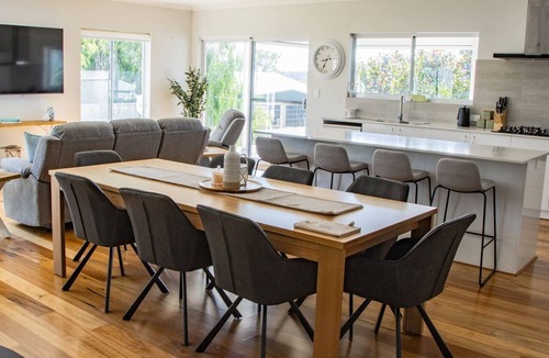 Peppermint Grove Beach House | Peppermint Rise - a luxurious retreat in Peppermint Grove Beach, WA.