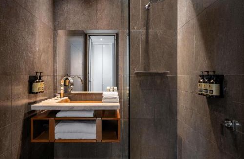 City West Hotel | Peppers Gallery Hotel