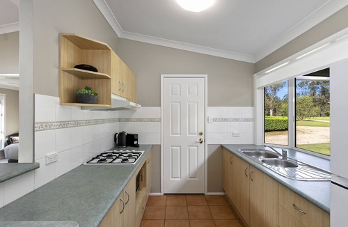 Pokolbin Cottage | Peppertree Cottage at the Grange - Pokolbin