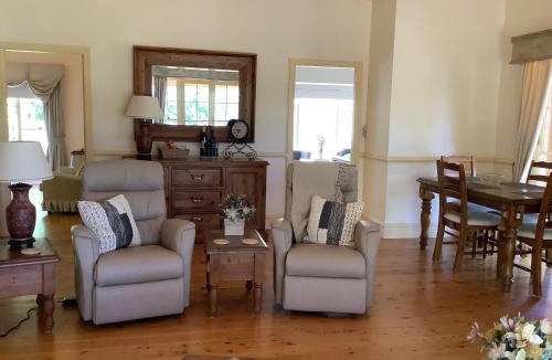 Mugga Downs Bed & Breakfast | Pericoe Retreat