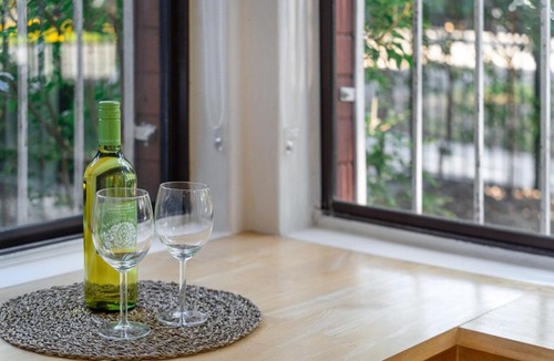 Bellevue Hill Apartment | Pet-Friendly Home Just Minutes from Bondi Beach