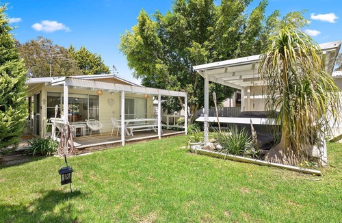 Surfside House | Pet Friendly Myamba Paradise