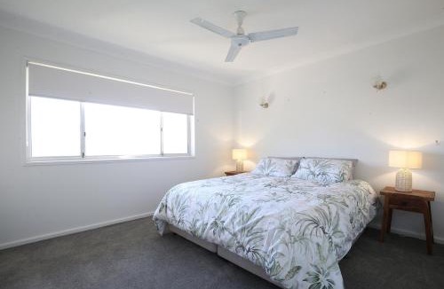 Surfside House | Pete's on the Beach