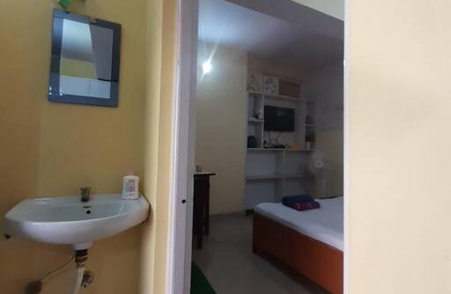 The Mall Road Apartment | PHS 101