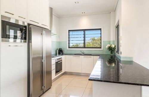 Yamba Apartment | Pilotage 1 - Style, Views & Perfect Location - Holiday Yamba