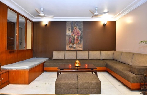 Pink City Hotel | Pink Cozzy