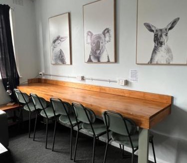 Windsor Hostel | Pint On Punt Backpackers