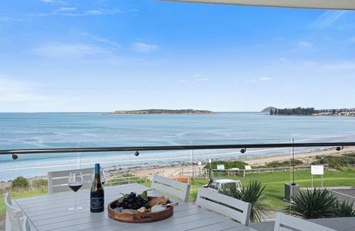 McCracken House | Platform 39, Front Row Ocean Views & Beach Access