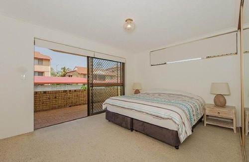 Bilinga House | POINTVIEW LODGE, UNIT 2