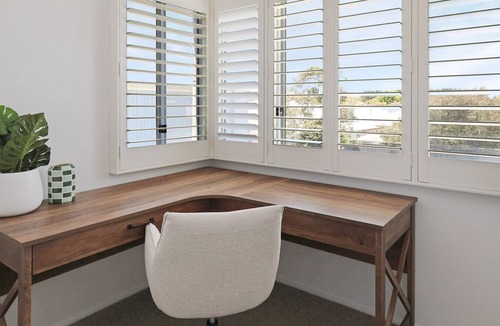 Barwon Heads House | Pool House Barwon Heads 4 bedroom, 2 bathroom, sleeping 8, Heated Pool