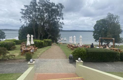 Cams Wharf Apartment | Poppies Lakeside 405