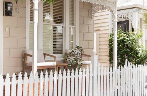 Prahran House | Prahran Timeless & Modern Haven - Central Location