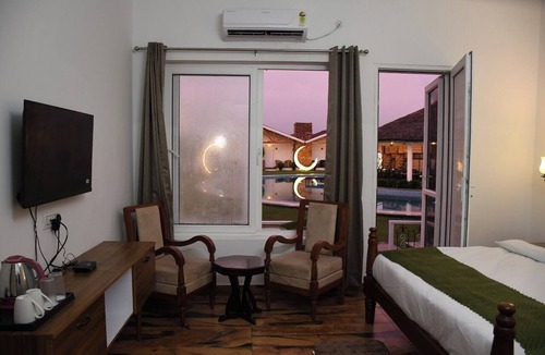 Ramnagar Hotel | PRAKARAM RESORT AND CAFE