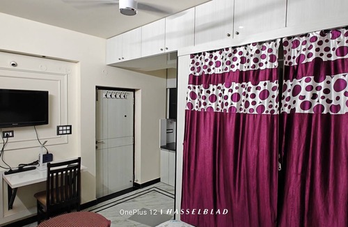 Hyderabad House | Premium Room w/Private Bath and Wi-Fi, Hyd