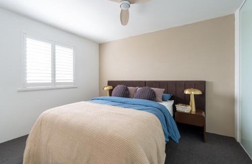 North Adelaide Apartment | Premium top-floor apartment with stunning views