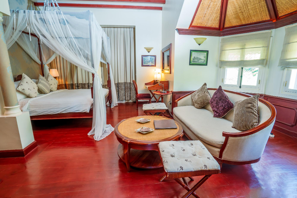 Macmasters Beach House | Prime Position Beach House For 2 Families at Macs