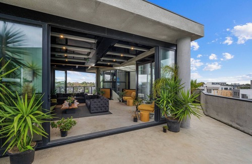Patterson Lakes House | Prime Riverfront View with Architectural Excellence.