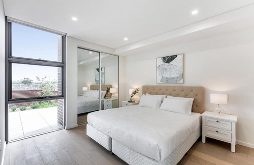Kiama Apartment | Pristine 3-Bed Kiama Unit with Courtyard