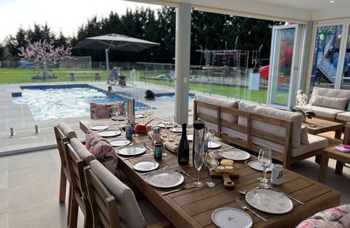 Mount Martha House | Private. Heated Pool/Spa. Giant Playground. Soccer & Cricket Pitch. Pet Friendly