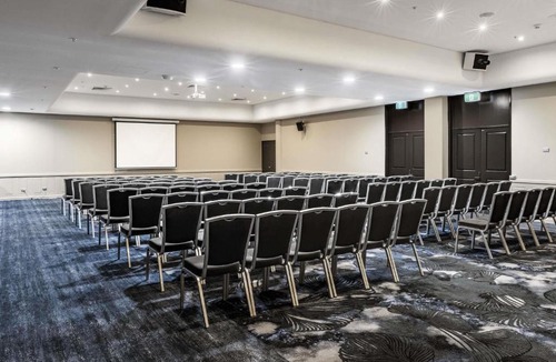 Penrith Hotel | Pullman Sydney Penrith
