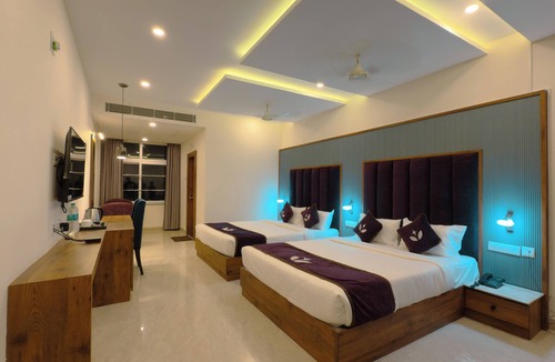 Bhubaneshwar Hotel | purple leaf