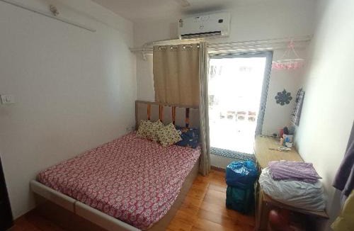 Kandivali East House | PurpleNest Female Residence