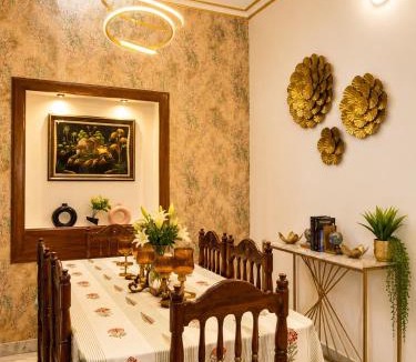 Katghora House | Pushpanjali