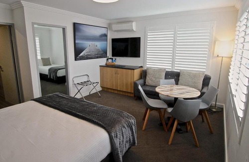 Batemans Bay Hotel | Quays Hotel