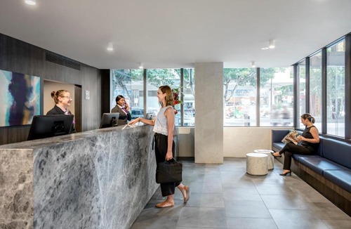Docklands Apartment | Quest NewQuay