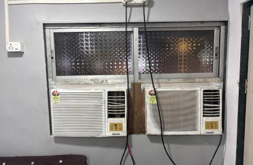 Malad West Hostel | Quick stay hostel