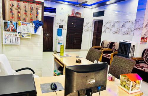Karauli Hotel | Radha Krishna Hotel